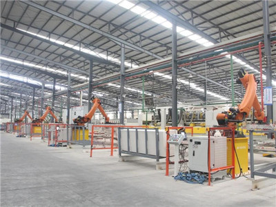 從數據到交付 揭秘高品質巖板背后的數字化“智造”之路